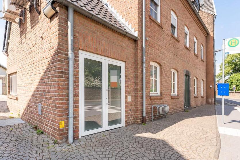 Interessante Gewerbefläche in zentraler Lage von Bedburg-Kirchherten! zimmer