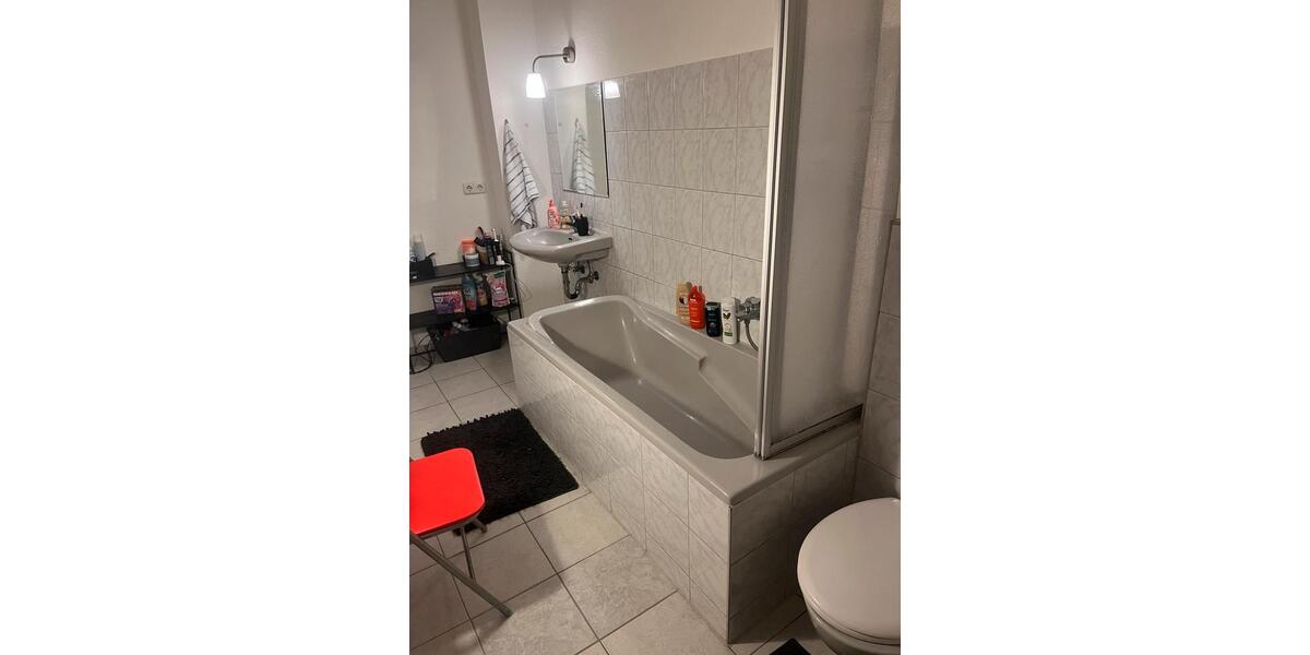 Erdgeschoßwohnung Ilmenau - 3 Zimmer, 72 m&sup2;, 281&euro; | Angebot:25789908