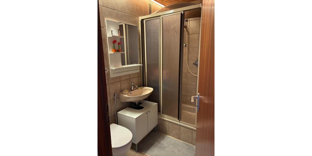 Wohnen auf Zeit Gärtringen - 3 Zimmer, 12 m&sup2;, 290&euro; | Angebot:25720810