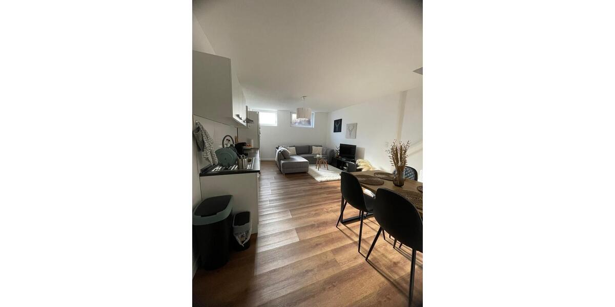 Erdgeschoßwohnung Bruchsal - 2 Zimmer, 40 m&sup2;, 1.050&euro; | Angebot:26414180