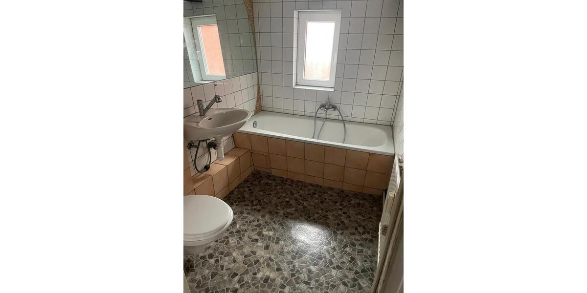 Etagenwohnung Nörten-Hardenberg Hardenberg - 3 Zimmer, 80 m&sup2;, 490&euro; | Angebot:24149540