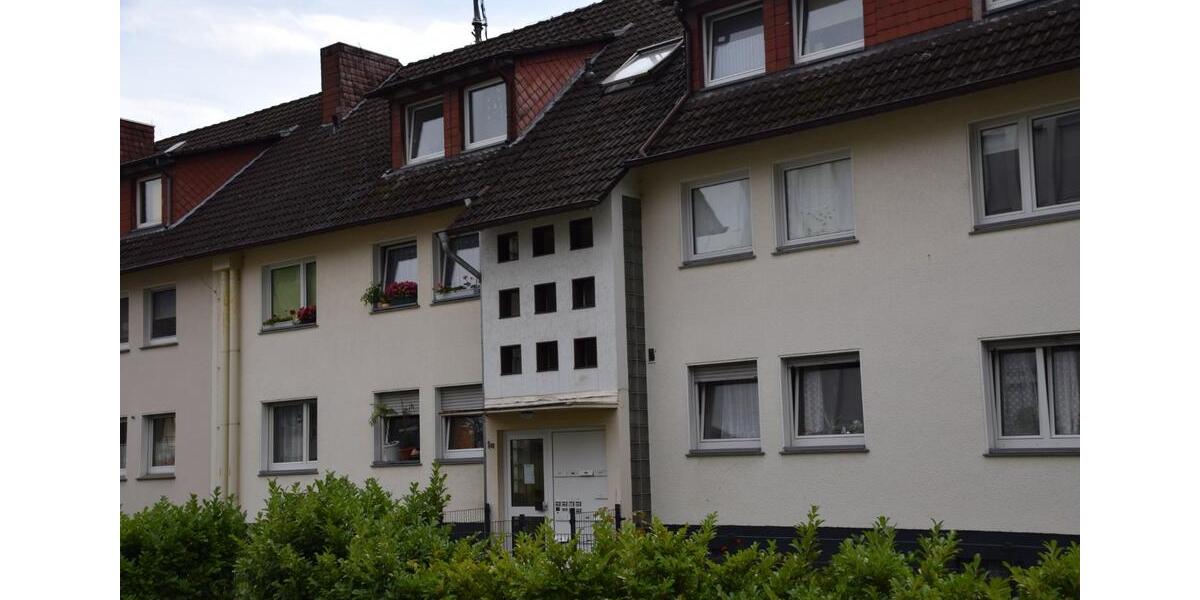 Dachgeschoßwohnung Waldbröl - 3 Zimmer, 71 m&sup2;, 400&euro; | Angebot:25100439