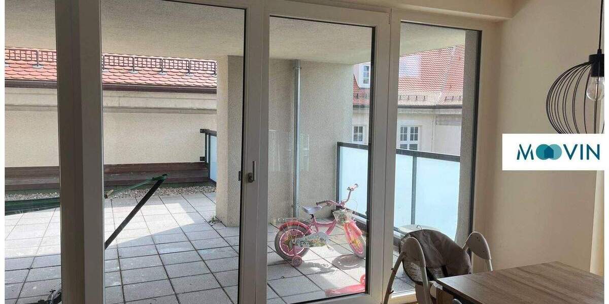 Etagenwohnung Ulm Mitte - 4 Zimmer, 174 m&sup2;, 2.400&euro; | Angebot:25736378