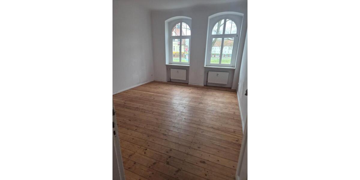 Erdgeschoßwohnung Rathenow - 3 Zimmer, 62 m&sup2;, 467&euro; | Angebot:26646803