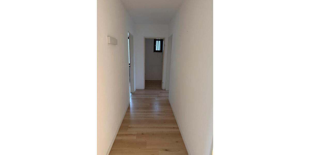 Etagenwohnung Niefern-Öschelbronn Öschelbronn - 4 Zimmer, 115 m&sup2;, 1.350&euro; | Angebot:25592548