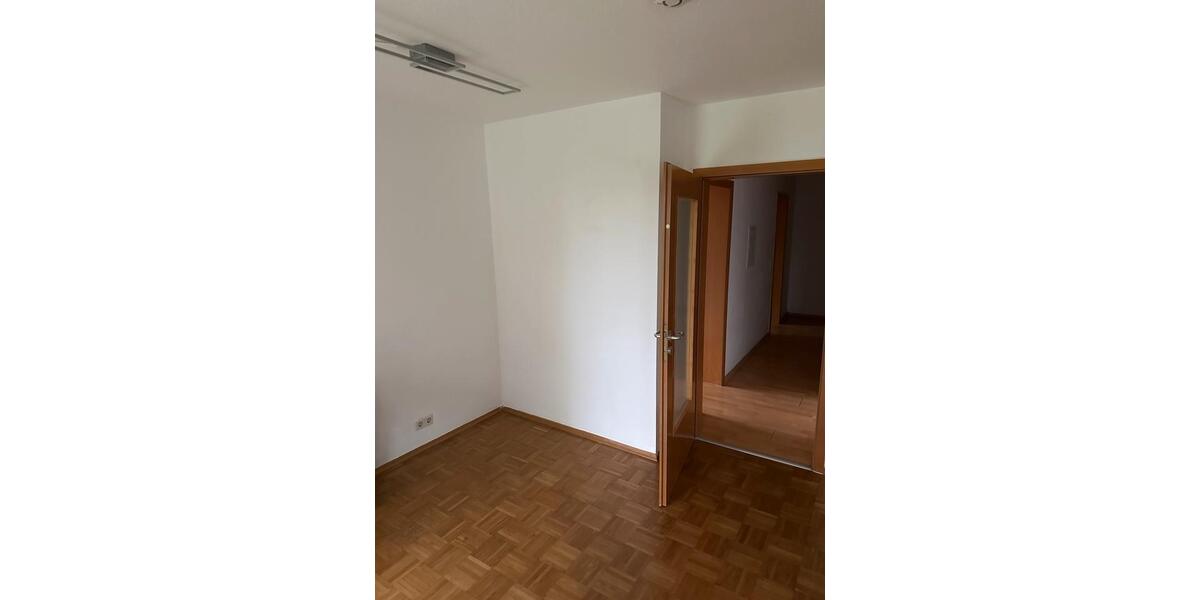 Erdgeschoßwohnung Tettnang - 3 Zimmer, 70 m&sup2;, 1.550&euro; | Angebot:26550328