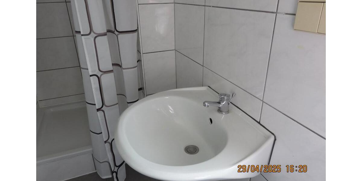 Etagenwohnung Buttstädt - 5 Zimmer, 149 m&sup2;, 670&euro; | Angebot:26645941