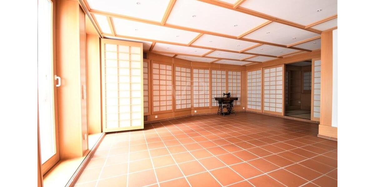 Villa Fürth Atzenhof - 9 Zimmer, 315 m&sup2;, 3.500&euro; | Angebot:24757698