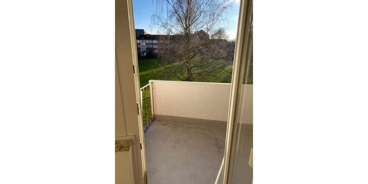 Etagenwohnung Kiel Neumühlen-Dietrichsdorf - 1 Zimmer, 42 m&sup2;, 575&euro; | Angebot:25102343