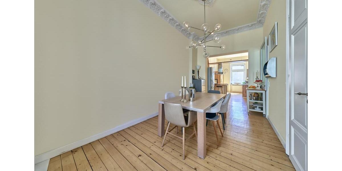 Etagenwohnung Wiesbaden Südost - 4 Zimmer, 126 m&sup2;, 1.800&euro; | Angebot:26705830