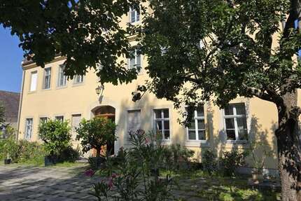Wohnung Pirna - 4 Zimmer, 124 m&sup2;, 1.054&euro; | Angebot:26948028