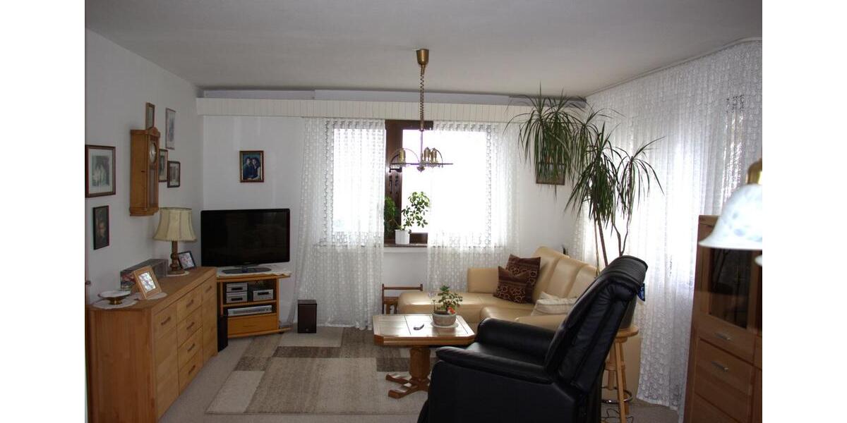 Erdgeschoßwohnung Nideggen - 2.5 Zimmer, 84 m&sup2;, 585&euro; | Angebot:25299086