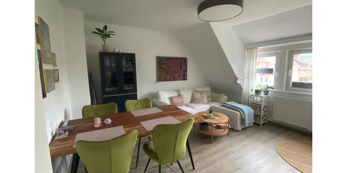 Dachgeschoßwohnung Hameln - 2.5 Zimmer, 44 m&sup2;, 310&euro; | Angebot:26566026