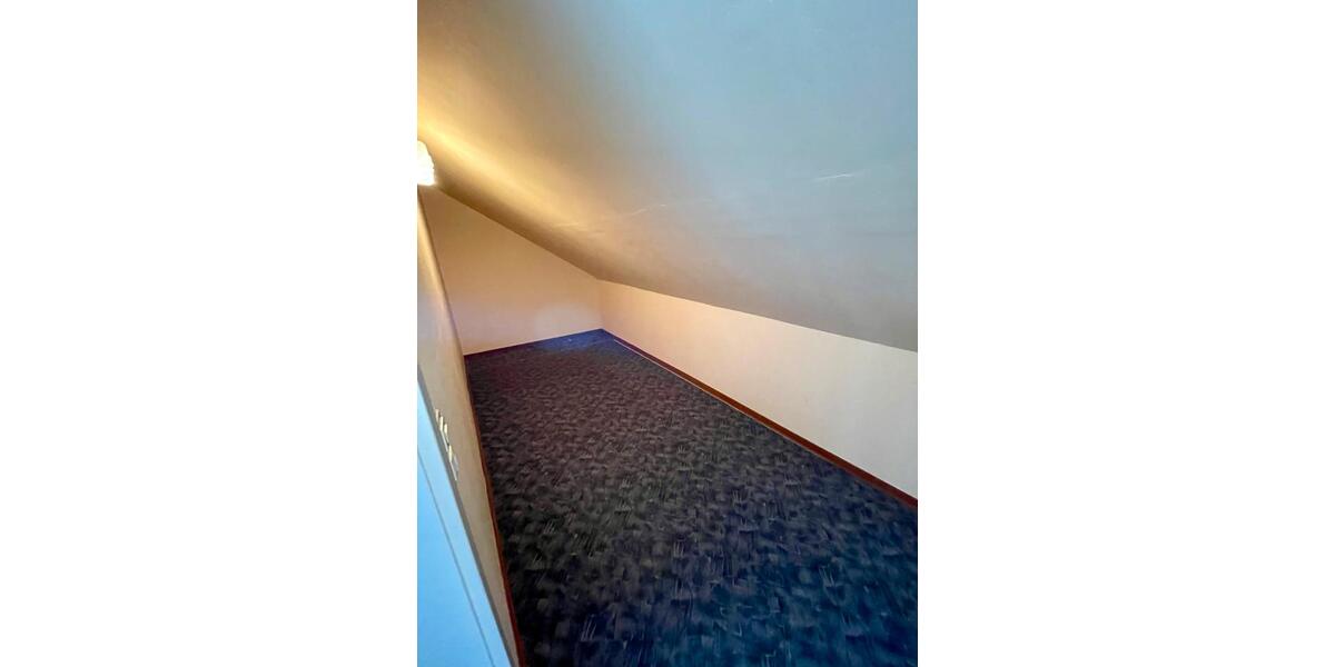 Dachgeschoßwohnung Simmern/Hunsrück Hunsrück - 3 Zimmer, 95 m&sup2;, 830&euro; | Angebot:26421962