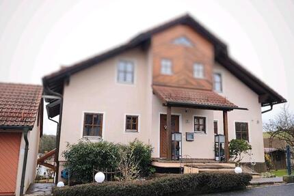 Wohnung Altmannstein - 3 Zimmer, 120 m&sup2;, 1.200&euro; | Angebot:25181689