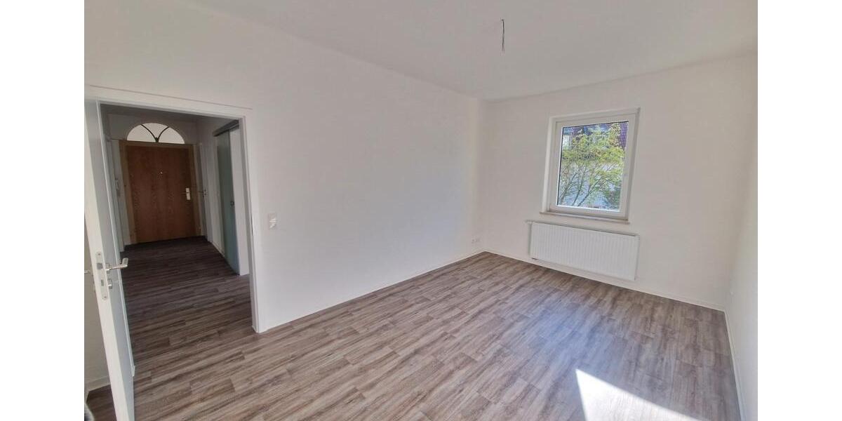 Etagenwohnung Schönebeck (Elbe) - 3 Zimmer, 86 m&sup2;, 695&euro; | Angebot:26266523