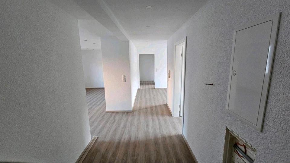 Etagenwohnung Blumberg - 3 Zimmer, 72 m&sup2;, 740&euro; | Angebot:26351377