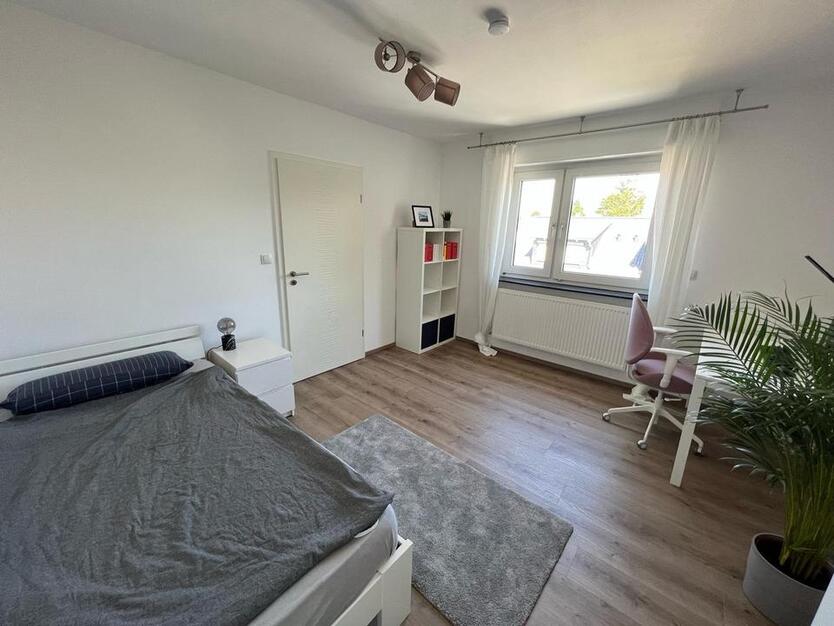 WG Zimmer - Zimmer - Wohnung - ZKB - zu vermieten an Studenten
