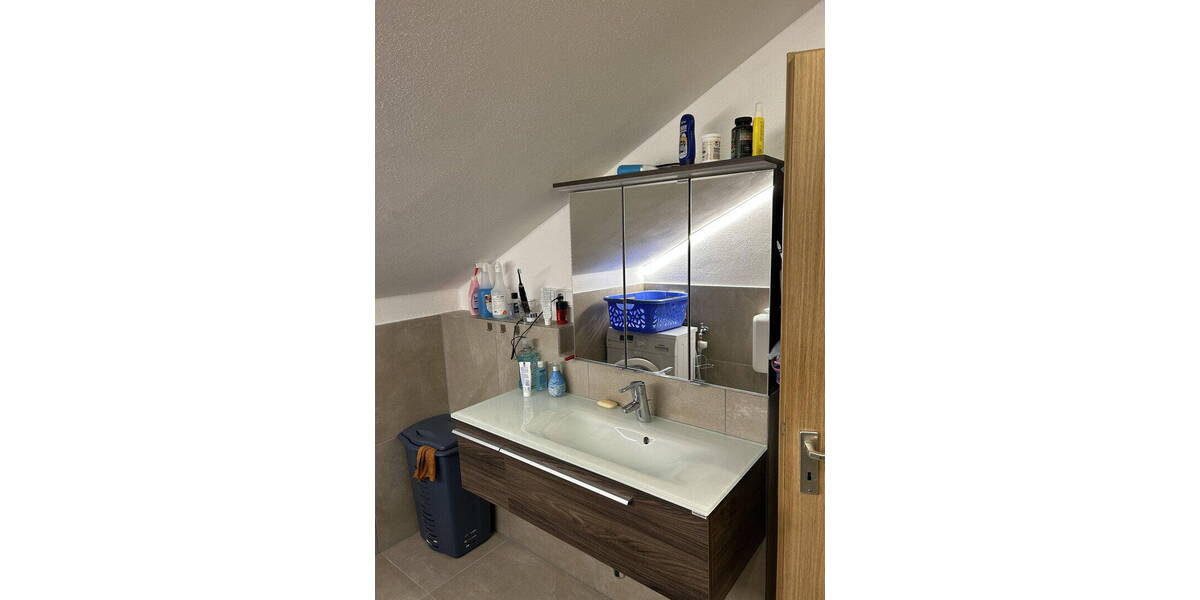 Mehrfamilienhaus, Wohnhaus Bad Endorf Hemhof - 5 Zimmer, 157 m&sup2;, 1.550&euro; | Angebot:26794399