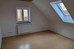 Dachgeschoßwohnung Adelshofen - 4 Zimmer, 132 m&sup2;, 910&euro; | Angebot:26537137