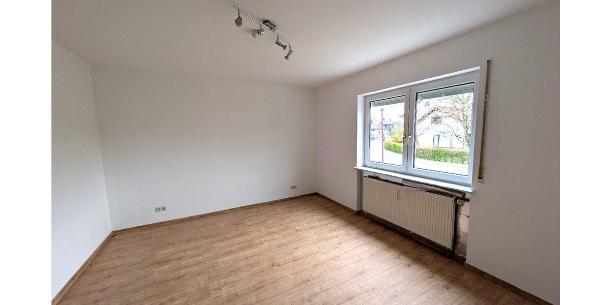 Großzügige Zweizimmerwohnung im Erdgeschoß - Erdgeschoßwohnung Philippsburg Philippsburg | Angebot:25991183