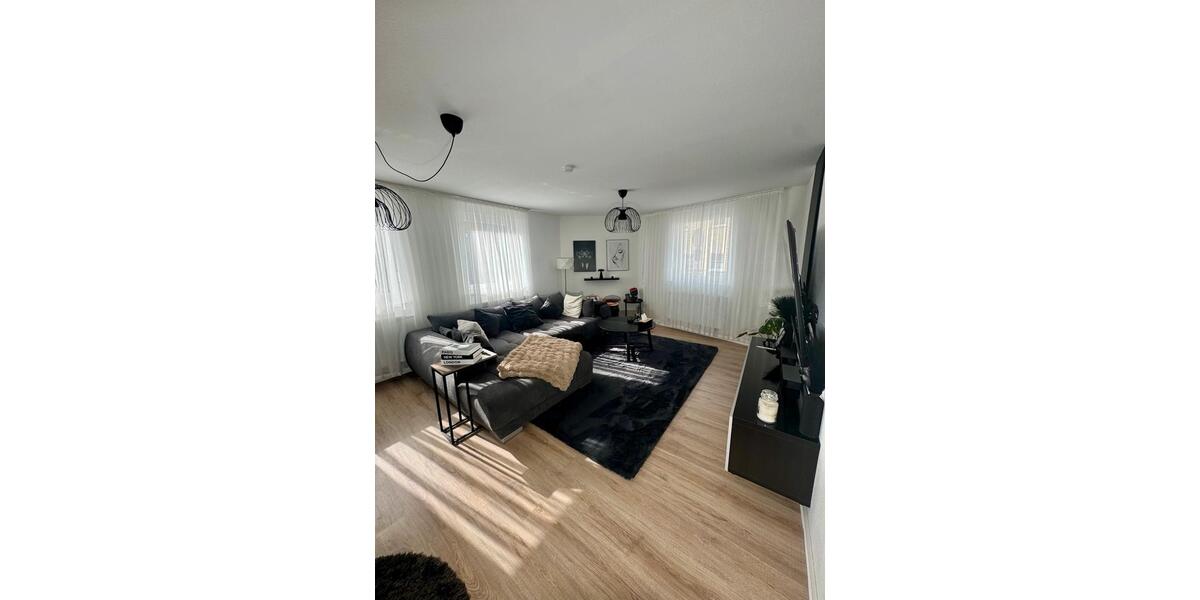 Erdgeschoßwohnung Siegen - 2 Zimmer, 64 m&sup2;, 695&euro; | Angebot:25832698