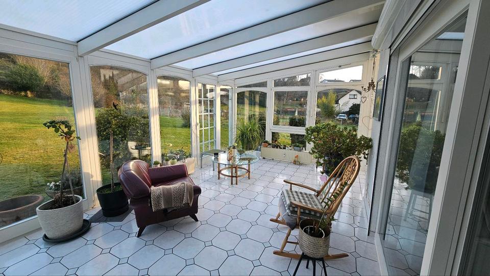 Helle 3 Zimmerwohnung mit Garten und Wintergarten | 144 m² 3 zimmer