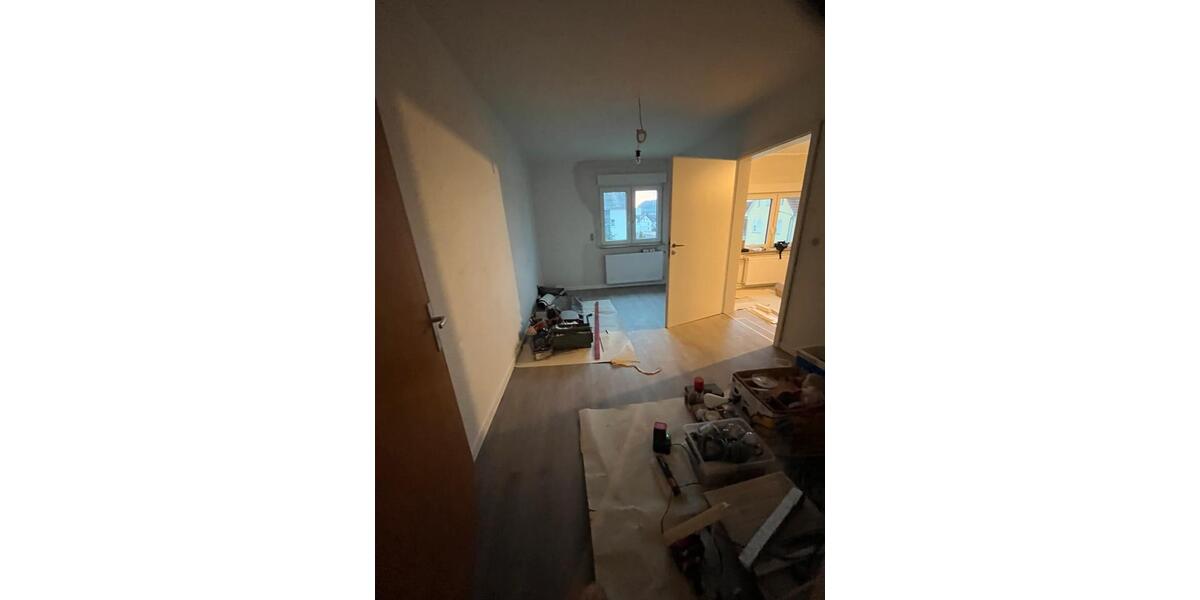 Etagenwohnung Fernwald - 5 Zimmer, 130 m&sup2;, 1.250&euro; | Angebot:24743021