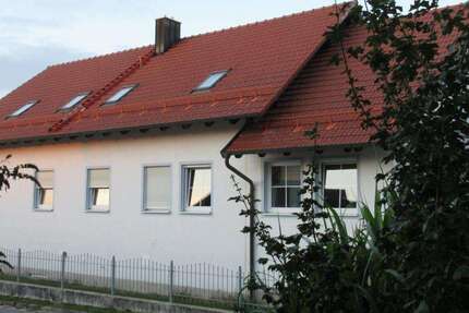 Wohnung Bruckberg - 4 Zimmer, 120 m&sup2;, 1.150&euro; | Angebot:26738403