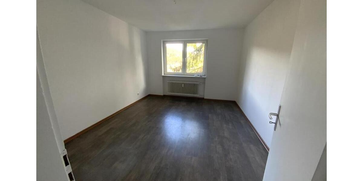Etagenwohnung Bad Dürkheim - 4 Zimmer, 89 m&sup2;, 759&euro; | Angebot:24982801