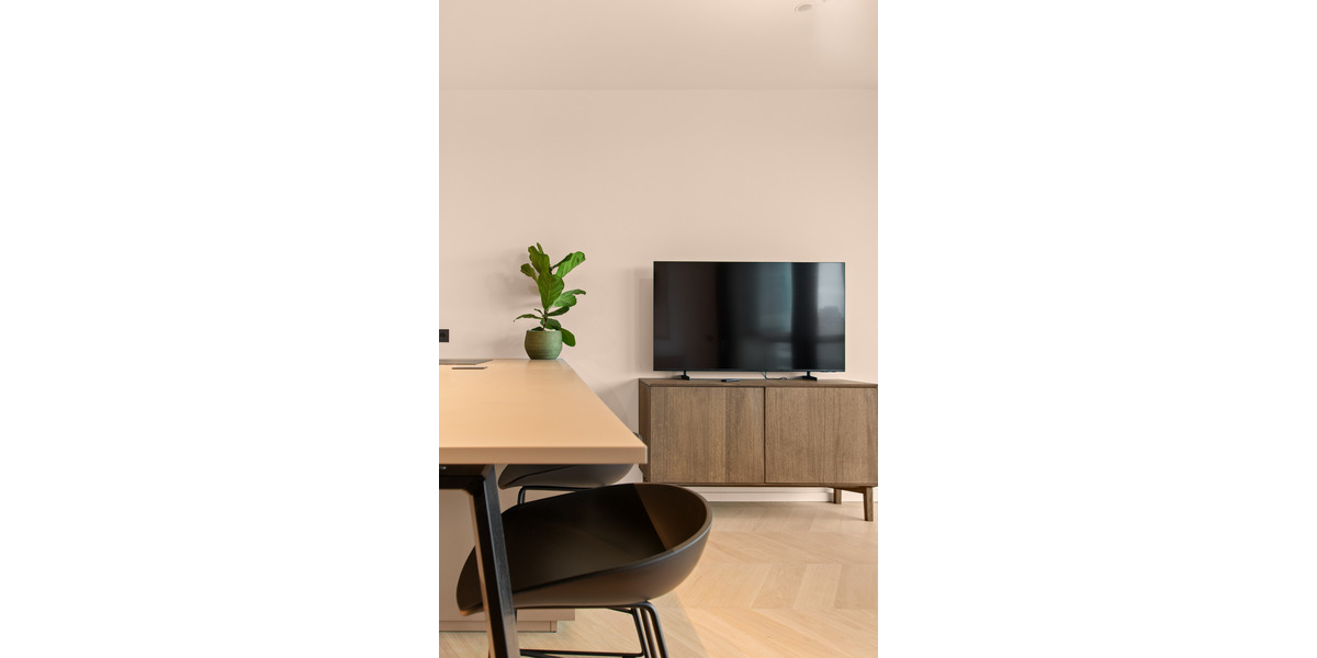 Etagenwohnung Frankfurt am Main Ostend - 2 Zimmer, 63 m&sup2;, 2.570&euro; | Angebot:25690766