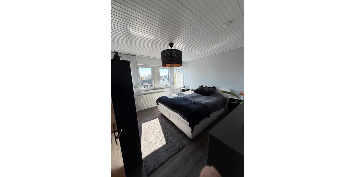Dachgeschoßwohnung Bad Oeynhausen Dehme - 3 Zimmer, 90 m&sup2;, 650&euro; | Angebot:26549793
