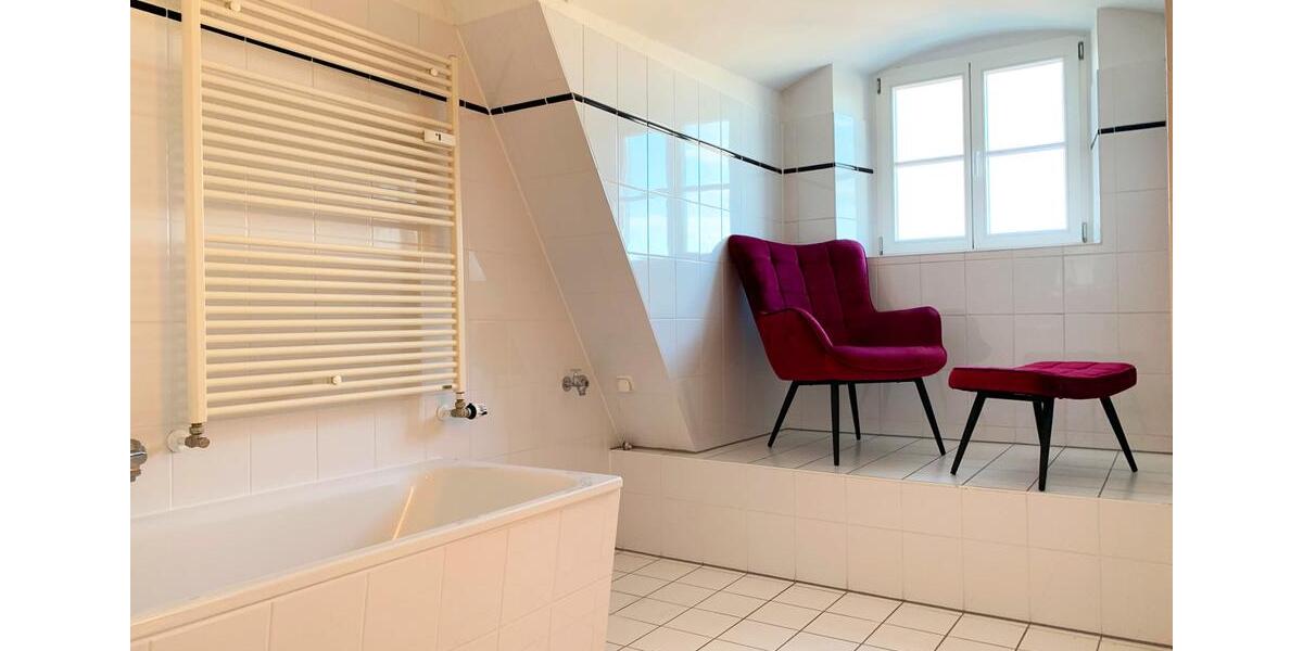 Dachgeschoßwohnung Halle (Saale) - 3 Zimmer, 75 m&sup2;, 1.290&euro; | Angebot:26008357