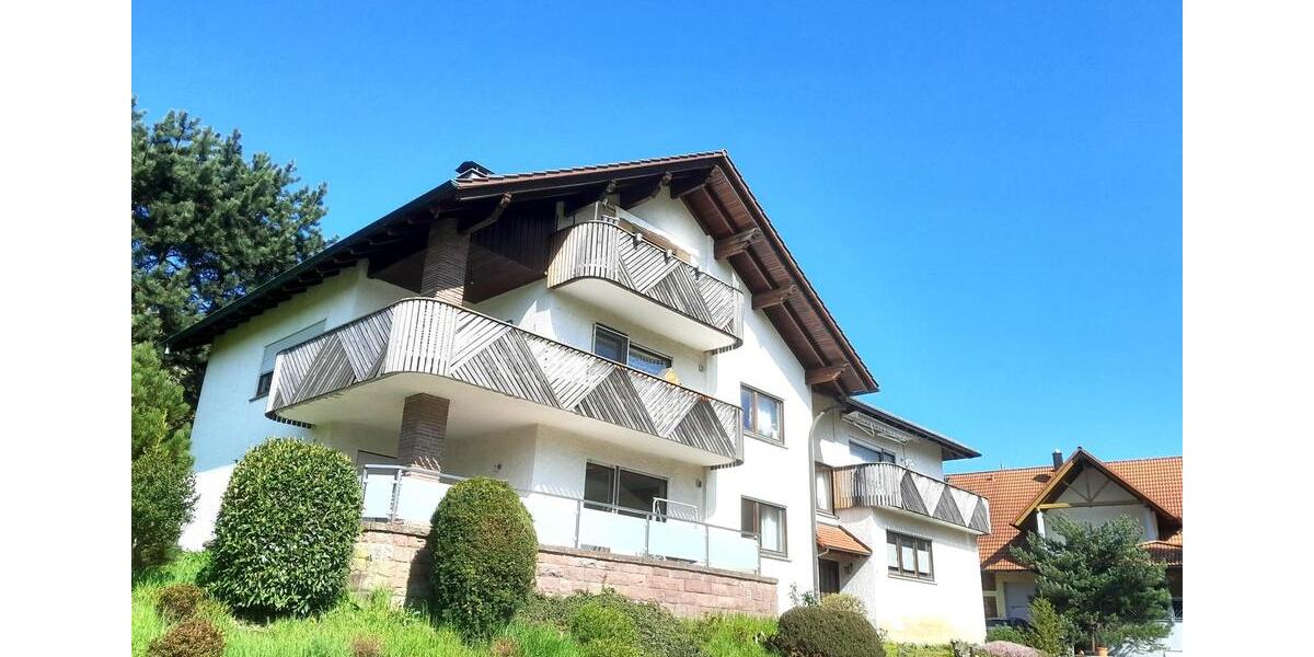 Etagenwohnung Oberkirch - 3 Zimmer, 91 m&sup2;, 683&euro; | Angebot:24788684