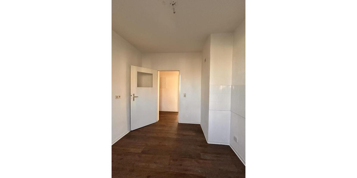 Erdgeschoßwohnung Eisenhüttenstadt - 3 Zimmer, 64 m&sup2;, 403&euro; | Angebot:25367974