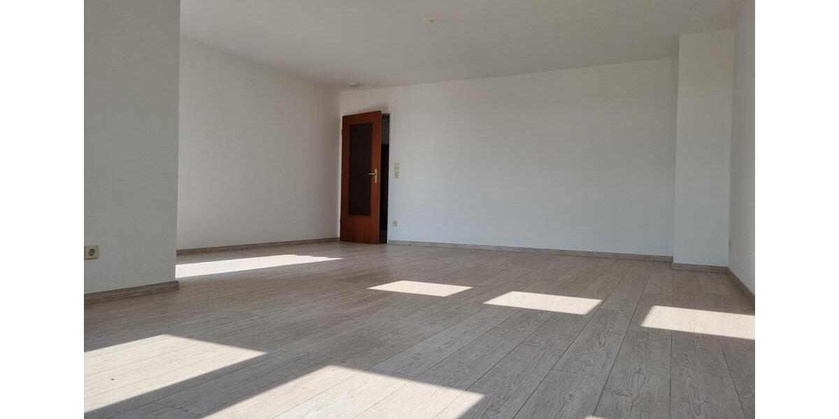 Dachgeschoßwohnung Halberstadt - 3 Zimmer, 87 m&sup2;, 524&euro; | Angebot:25865844