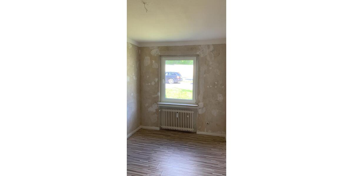 Erdgeschoßwohnung Gummersbach Berstig Süd - 3 Zimmer, 62 m&sup2;, 579&euro; | Angebot:26476409
