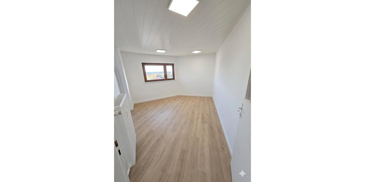 Dachgeschoßwohnung Nienburg (Weser) - 2.5 Zimmer, 80 m&sup2;, 840&euro; | Angebot:26123831