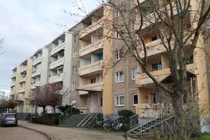 Wohnung Dessau-Roßlau Roßlau - 3 Zimmer, 56 m&sup2;, 300&euro; | Angebot:27014629