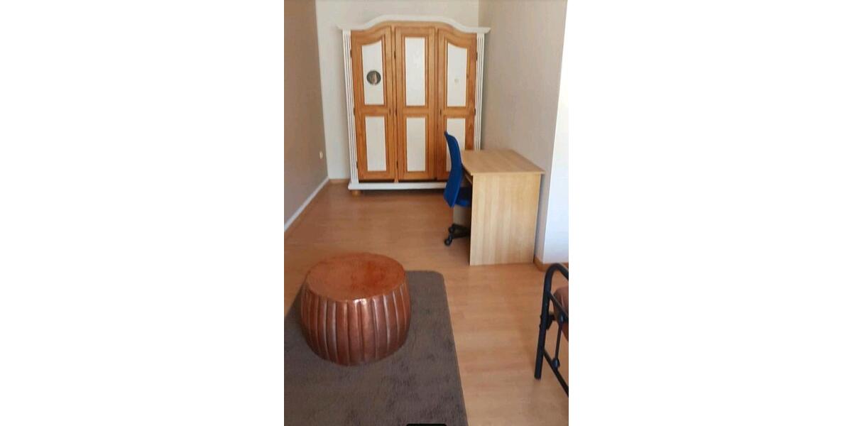 Wohnen auf Zeit Dahlheim - 4 Zimmer, 120 m&sup2;, 50&euro; | Angebot:26150080
