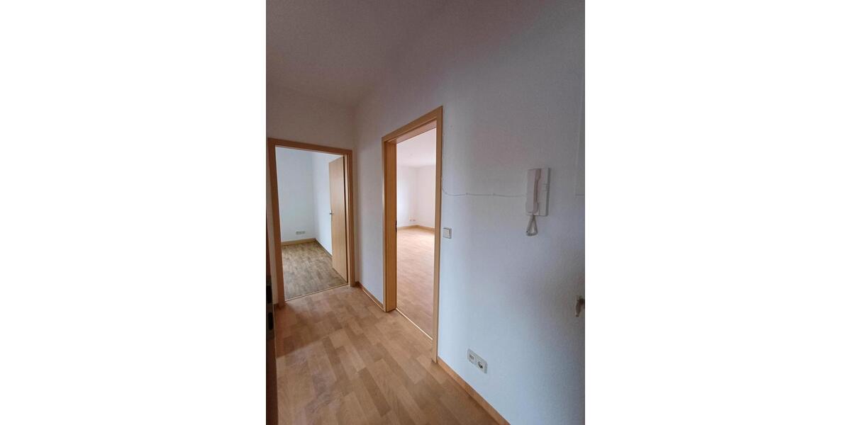 Etagenwohnung Frohburg - 2 Zimmer, 50 m&sup2;, 350&euro; | Angebot:26232891