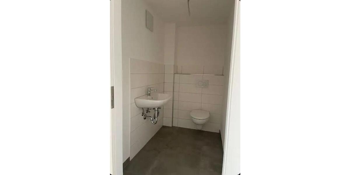 4 Raum-Wohnung, Loggia, Badewanne+Dusche 4 zimmer