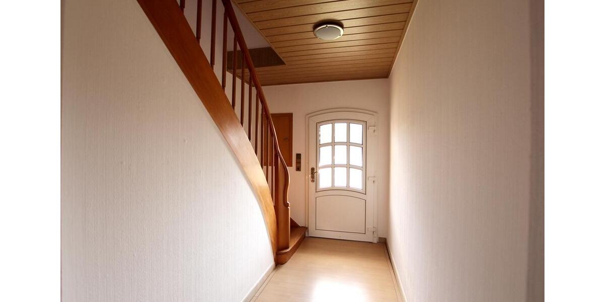 Einfamilienhaus Uplengen - 5 Zimmer, 131 m&sup2;, 850&euro; | Angebot:25546765