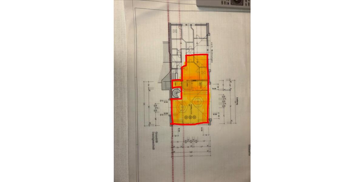 Dachgeschoßwohnung Weißenfels - 2 Zimmer, 143 m&sup2;, 999&euro; | Angebot:25252564