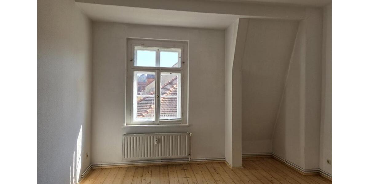 Dachgeschoßwohnung Meißen - 3 Zimmer, 75 m&sup2;, 675&euro; | Angebot:25904346