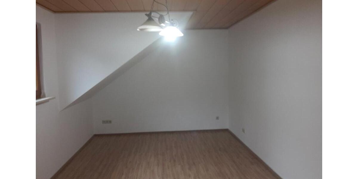 Etagenwohnung Steinau an der Straße - 2 Zimmer, 53 m&sup2;, 490&euro; | Angebot:26611141