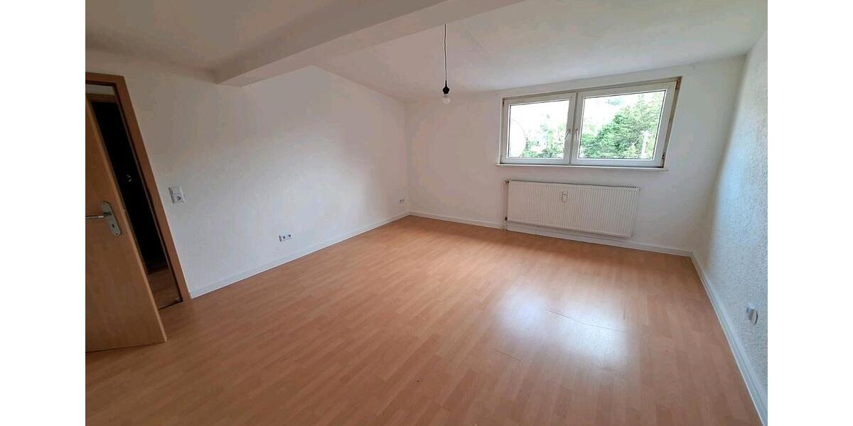 Dachgeschoßwohnung Trier Nord - 2 Zimmer, 57 m&sup2;, 720&euro; | Angebot:26625019
