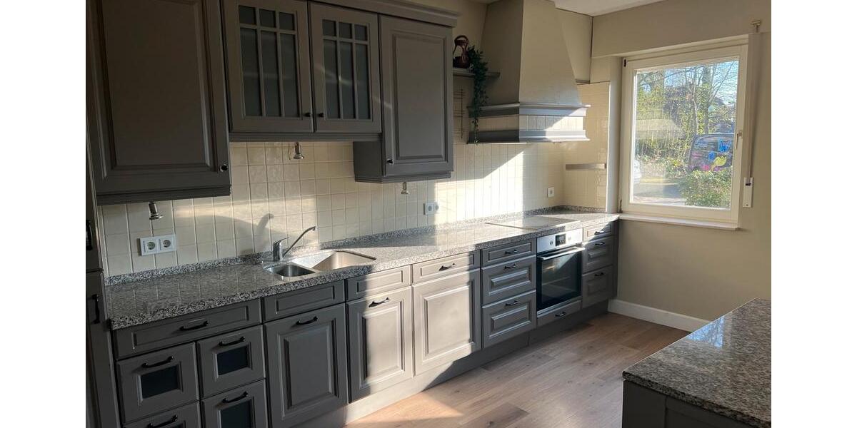 Großes Einfamilienhaus zu vermieten in Gronau-Epe mit PraxisBüro 10 zimmer