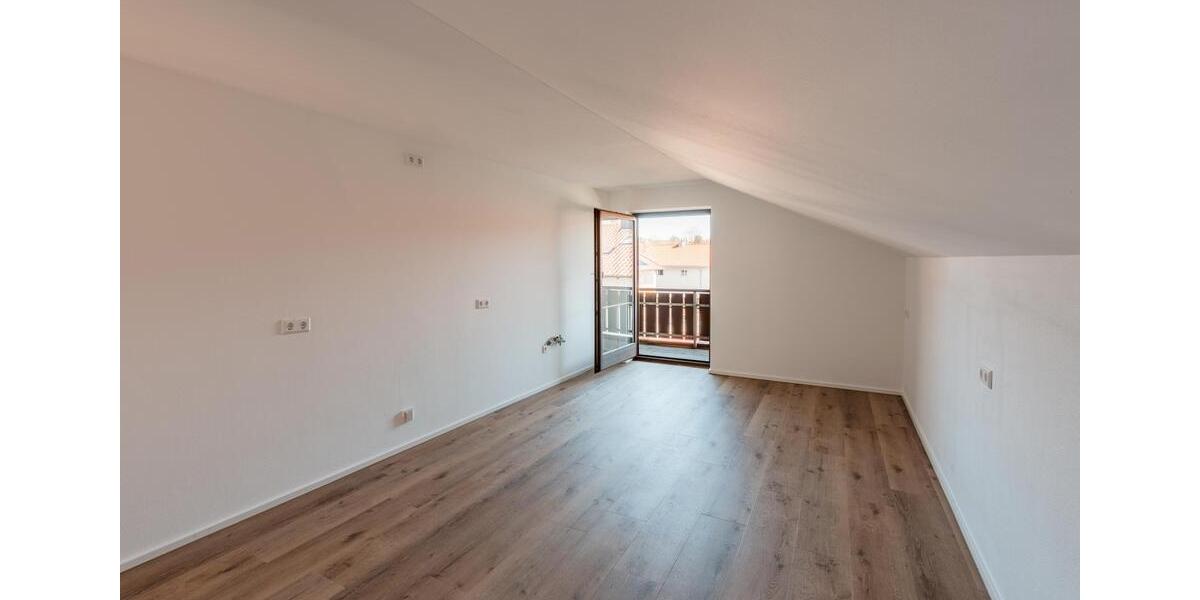 Dachgeschoßwohnung Nesselwang - 3 Zimmer, 96 m&sup2;, 1.010&euro; | Angebot:25614554