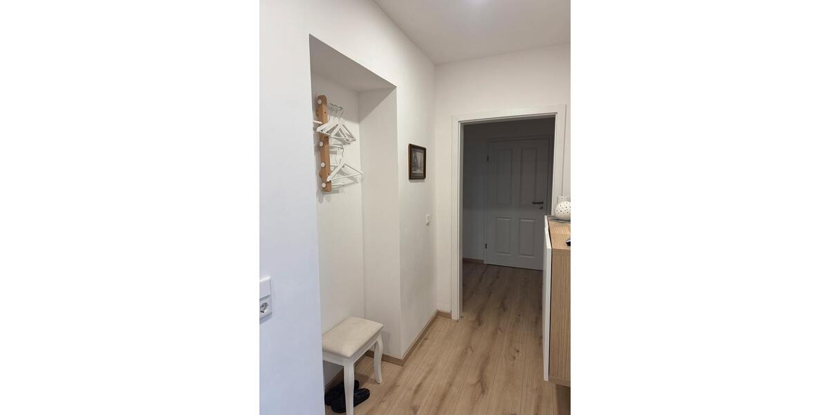 Erdgeschoßwohnung Solingen Burg - 2 Zimmer, 80 m&sup2;, 1.000&euro; | Angebot:24623842